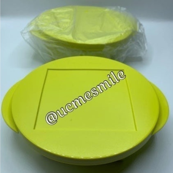 Tupperware Medium Fruit Bowl Set - Picture 2 of 6